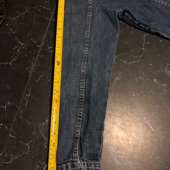 Hollywood short jean jacket size small - Picture 15 of 16